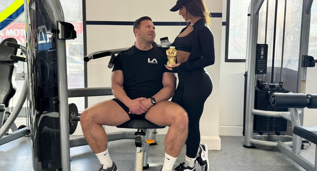 10 Crazy Funny Ways To Hook Up In The Gym