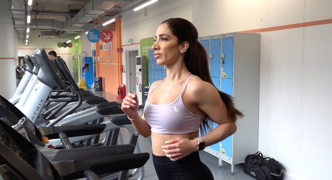 Photos from Lower Body Workout in a Busy London Gym