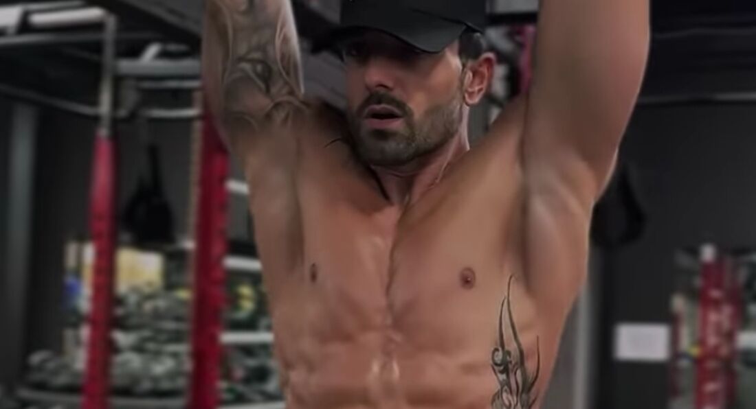 Achieving Ripped Abs: A Comprehensive Guide